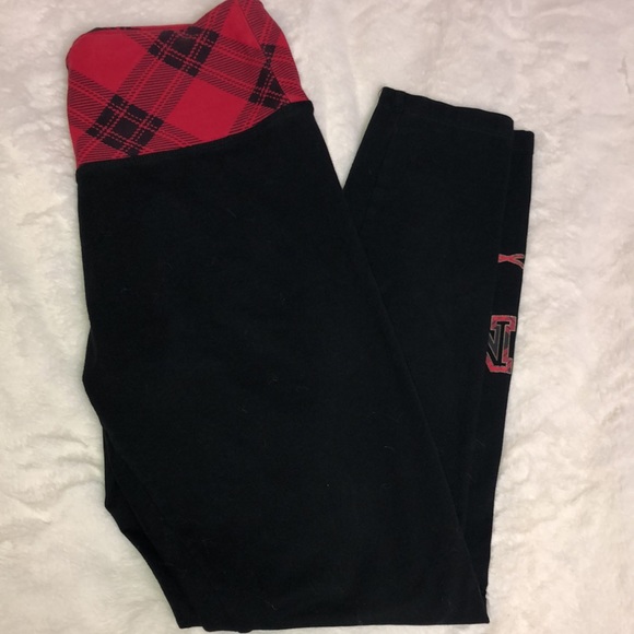 Gently used Pink Holiday leggings Available 1/26/22 - Picture 5 of 10